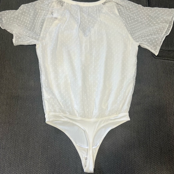 Abercrombie and Fitch short sleeve sheer bodysuit - Size Small - NWT - Picture 5 of 8